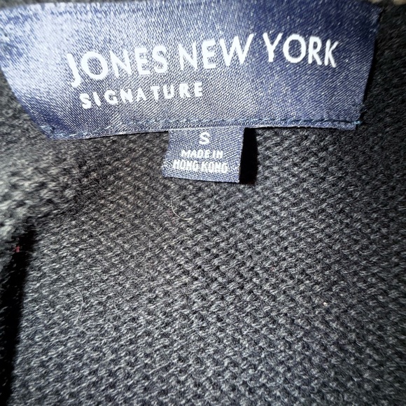 Size small Black knit flyaway sweater with 3 button detail by Jones New York. - Picture 4 of 4